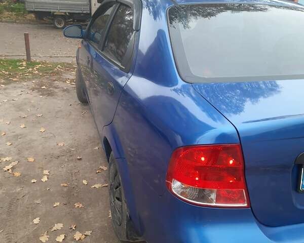 Синий Шевроле Авео, объемом двигателя 1.5 л и пробегом 150 тыс. км за 2900 $, фото 5 на Automoto.ua