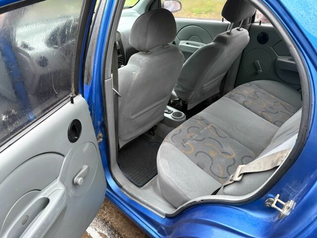 Шевроле Авео 2005 в Сумах на Automoto.ua Синий Шевроле Авео, объемом двигателя 1.5 л и пробегом 168 тыс. км за 3080 $, фото 12 на Automoto.ua