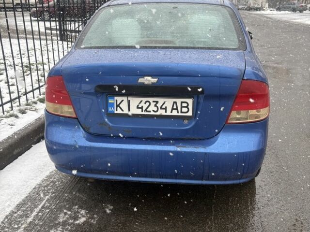 Синій Шевроле Авео, об'ємом двигуна 1.5 л та пробігом 249 тис. км за 2600 $, фото 1 на Automoto.ua