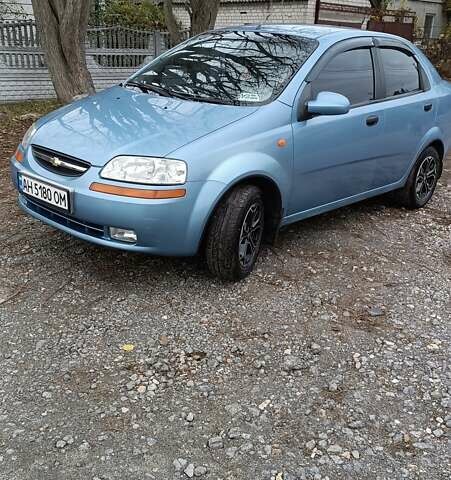 Синий Шевроле Авео, объемом двигателя 1.5 л и пробегом 202 тыс. км за 3000 $, фото 3 на Automoto.ua