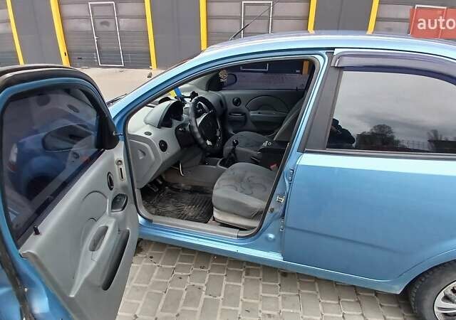 Синий Шевроле Авео, объемом двигателя 1.5 л и пробегом 173 тыс. км за 2850 $, фото 10 на Automoto.ua