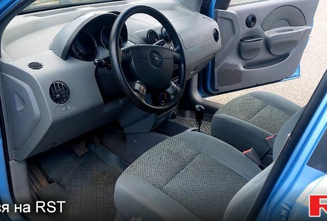 Синій Шевроле Авео, об'ємом двигуна 1.5 л та пробігом 207 тис. км за 3700 $, фото 1 на Automoto.ua