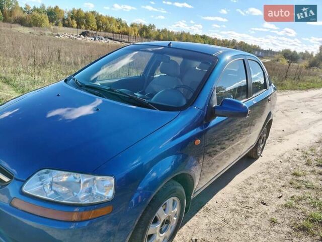 Шевроле Авео 2005 в Житомире на Automoto.ua Синий Шевроле Авео, объемом двигателя 1.5 л и пробегом 152 тыс. км за 4300 $, фото 8 на Automoto.ua