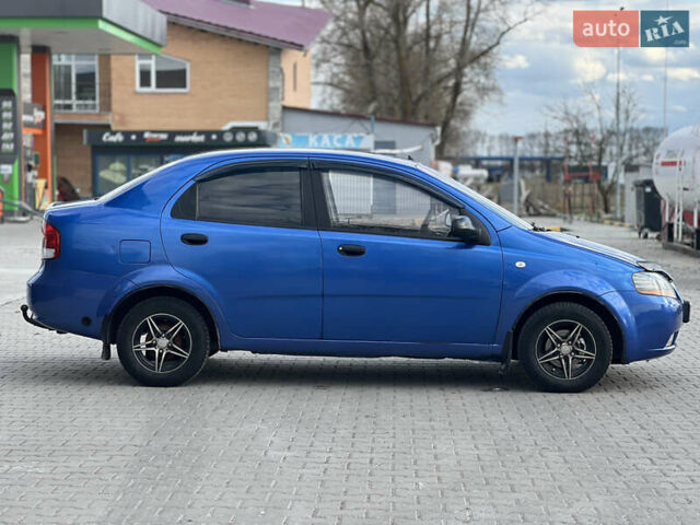 Синий Шевроле Авео, объемом двигателя 1.5 л и пробегом 220 тыс. км за 2500 $, фото 4 на Automoto.ua