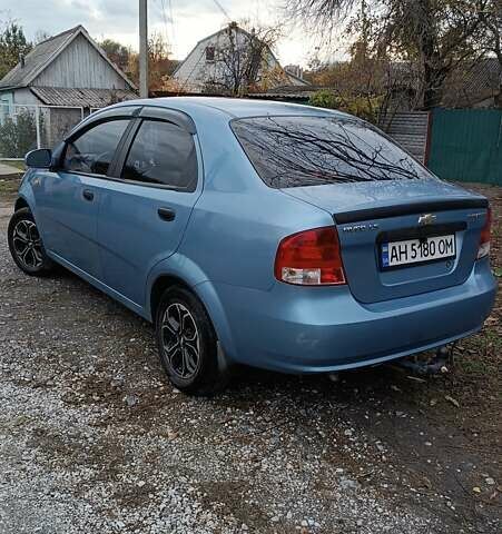 Синий Шевроле Авео, объемом двигателя 1.5 л и пробегом 202 тыс. км за 3000 $, фото 1 на Automoto.ua