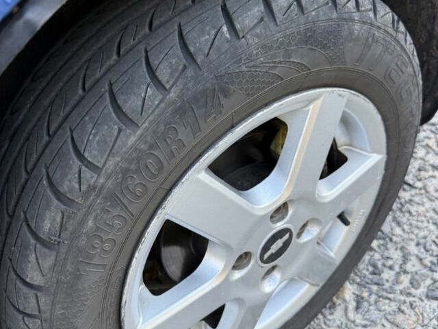 Синий Шевроле Авео, объемом двигателя 1.5 л и пробегом 185 тыс. км за 2900 $, фото 5 на Automoto.ua