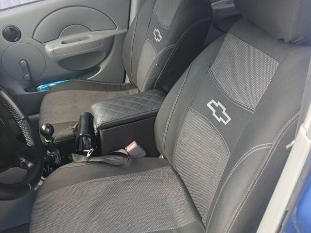 Синий Шевроле Авео, объемом двигателя 1.5 л и пробегом 317 тыс. км за 2500 $, фото 9 на Automoto.ua