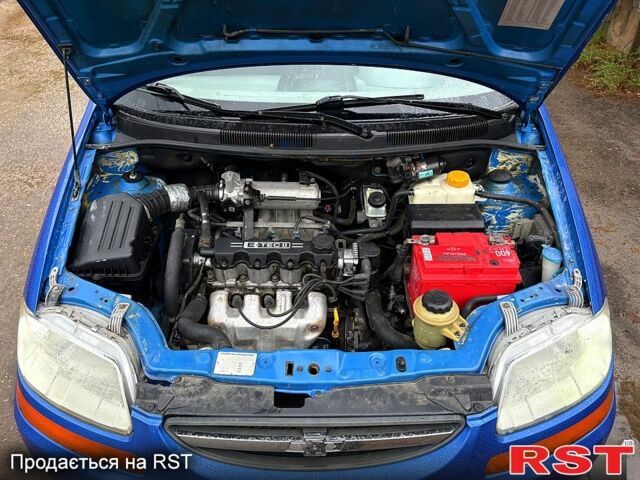 Шевроле Авео 2005 в Сумах на Automoto.ua Синий Шевроле Авео, объемом двигателя 1.5 л и пробегом 168 тыс. км за 3080 $, фото 12 на Automoto.ua