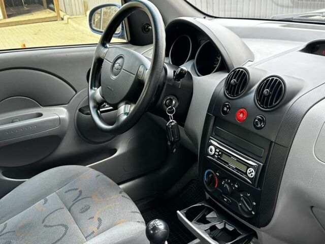 Синій Шевроле Авео, об'ємом двигуна 1.5 л та пробігом 58 тис. км за 4400 $, фото 13 на Automoto.ua