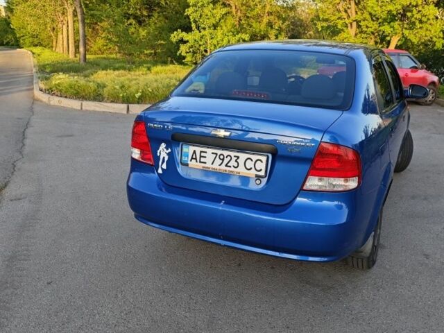 Синий Шевроле Авео, объемом двигателя 1.5 л и пробегом 203 тыс. км за 4000 $, фото 2 на Automoto.ua