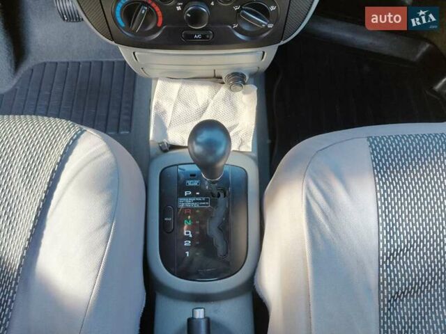 Шевроле Авео 2005 в Житомире на Automoto.ua Синий Шевроле Авео, объемом двигателя 1.5 л и пробегом 152 тыс. км за 4300 $, фото 12 на Automoto.ua