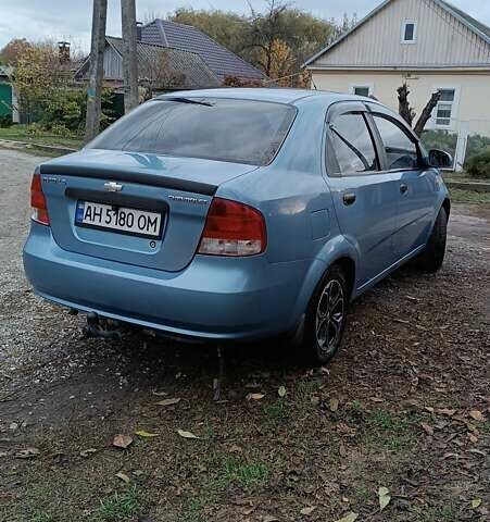 Синий Шевроле Авео, объемом двигателя 1.5 л и пробегом 202 тыс. км за 3000 $, фото 2 на Automoto.ua