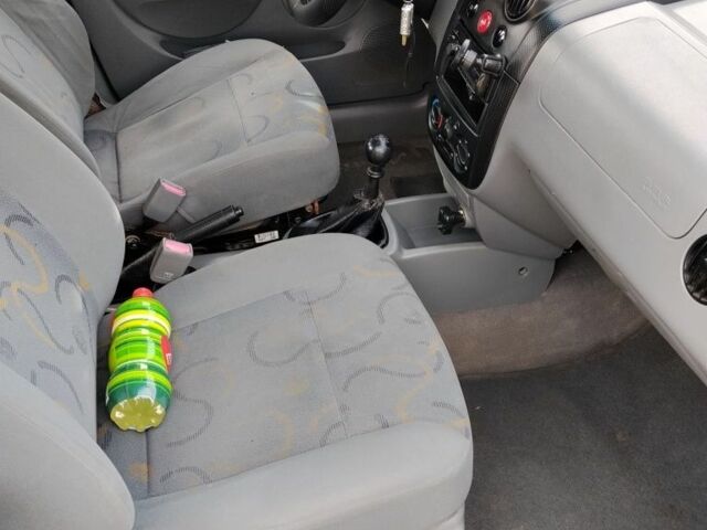 Синій Шевроле Авео, об'ємом двигуна 1.5 л та пробігом 180 тис. км за 1600 $, фото 21 на Automoto.ua