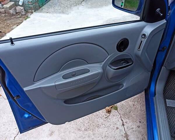 Синій Шевроле Авео, об'ємом двигуна 1.5 л та пробігом 309 тис. км за 3100 $, фото 6 на Automoto.ua
