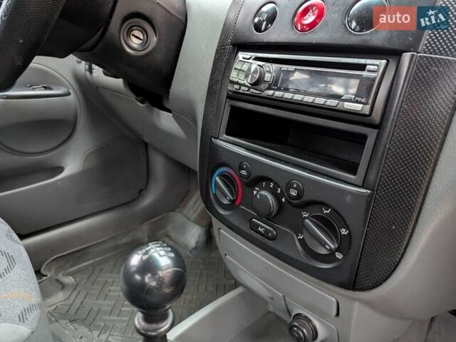 Синий Шевроле Авео, объемом двигателя 1.5 л и пробегом 223 тыс. км за 2300 $, фото 3 на Automoto.ua