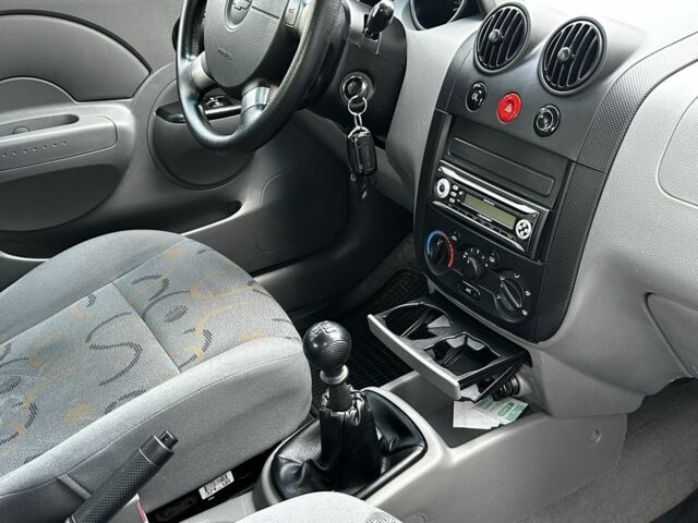 Синий Шевроле Авео, объемом двигателя 1.5 л и пробегом 60 тыс. км за 5000 $, фото 11 на Automoto.ua