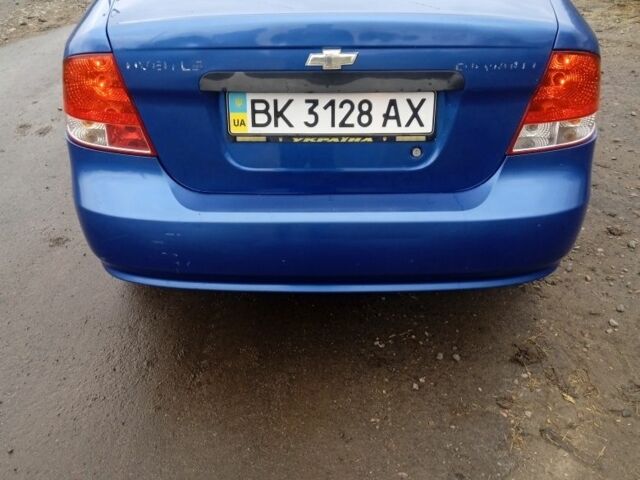 Синий Шевроле Авео, объемом двигателя 1.5 л и пробегом 320 тыс. км за 2750 $, фото 2 на Automoto.ua