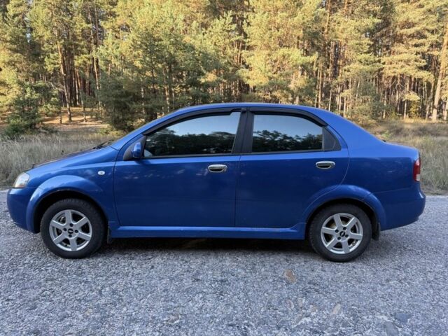 Синий Шевроле Авео, объемом двигателя 1.5 л и пробегом 185 тыс. км за 2900 $, фото 3 на Automoto.ua