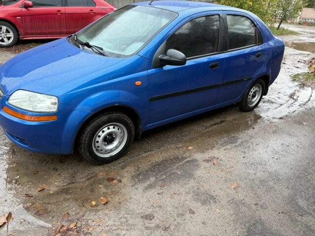 Шевроле Авео 2005 в Сумах на Automoto.ua Синий Шевроле Авео, объемом двигателя 1.5 л и пробегом 168 тыс. км за 3080 $, фото 3 на Automoto.ua