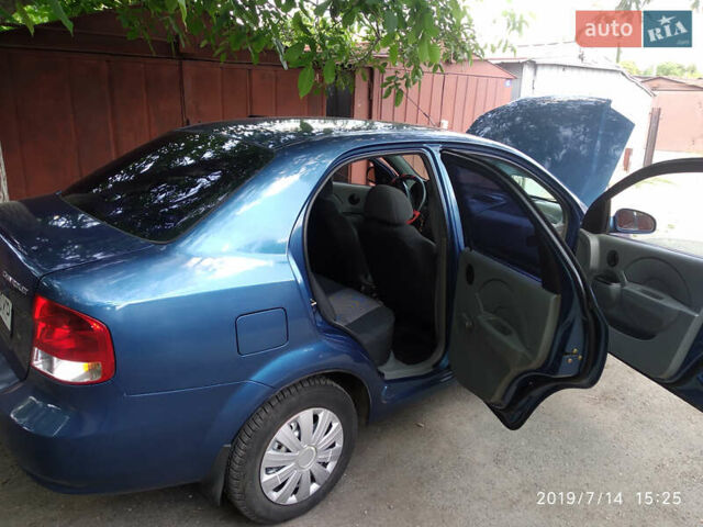 Синий Шевроле Авео, объемом двигателя 1.5 л и пробегом 168 тыс. км за 2500 $, фото 5 на Automoto.ua