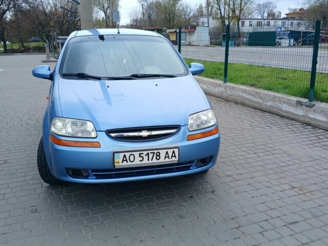Синий Шевроле Авео, объемом двигателя 1.5 л и пробегом 173 тыс. км за 2500 $, фото 1 на Automoto.ua