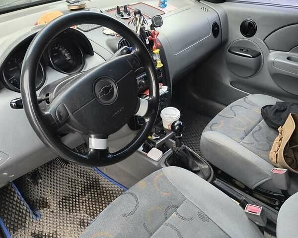 Синій Шевроле Авео, об'ємом двигуна 1.5 л та пробігом 351 тис. км за 2700 $, фото 5 на Automoto.ua