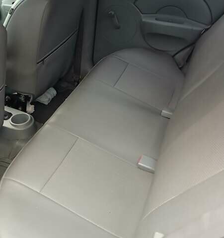 Синий Шевроле Авео, объемом двигателя 1.5 л и пробегом 202 тыс. км за 3000 $, фото 7 на Automoto.ua