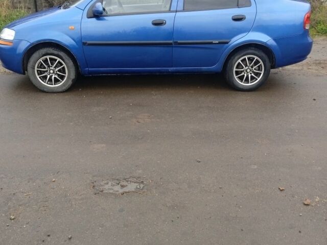 Синий Шевроле Авео, объемом двигателя 1.5 л и пробегом 320 тыс. км за 2750 $, фото 6 на Automoto.ua