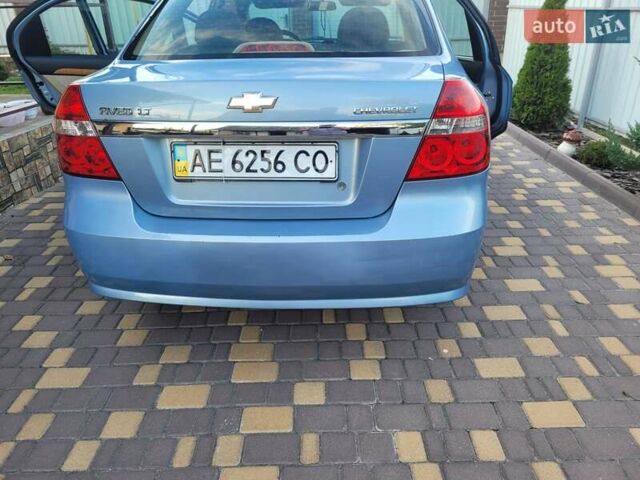 Синий Шевроле Авео, объемом двигателя 1.6 л и пробегом 137 тыс. км за 3800 $, фото 2 на Automoto.ua