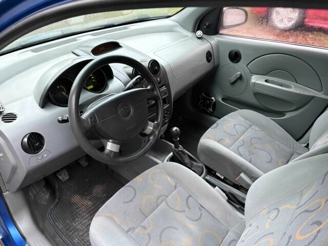 Шевроле Авео 2005 в Сумах на Automoto.ua Синий Шевроле Авео, объемом двигателя 1.5 л и пробегом 168 тыс. км за 3080 $, фото 15 на Automoto.ua