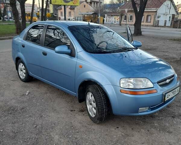 Синий Шевроле Авео, объемом двигателя 1.5 л и пробегом 320 тыс. км за 2700 $, фото 4 на Automoto.ua