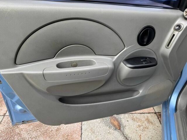 Синій Шевроле Авео, об'ємом двигуна 1.5 л та пробігом 180 тис. км за 2500 $, фото 8 на Automoto.ua