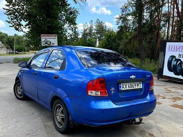 Синий Шевроле Авео, объемом двигателя 1.5 л и пробегом 250 тыс. км за 2500 $, фото 5 на Automoto.ua