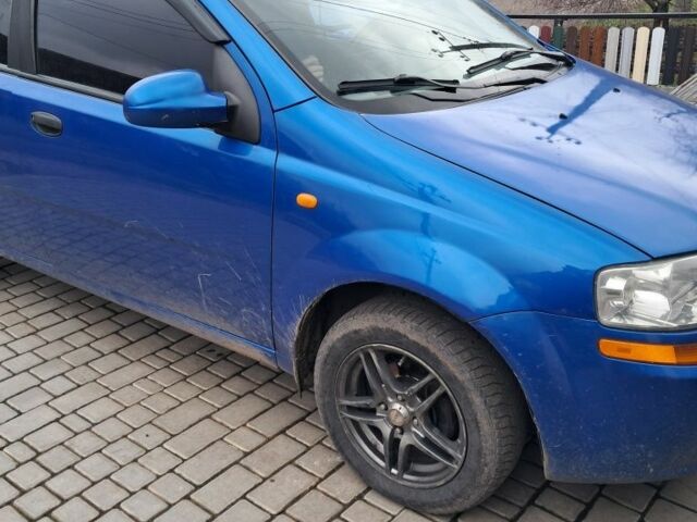 Синій Шевроле Авео, об'ємом двигуна 1.5 л та пробігом 290 тис. км за 3200 $, фото 2 на Automoto.ua