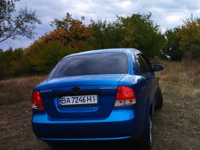 Шевроле Авео 2005 в Кропивницком (Кировограде) на Automoto.ua Синий Шевроле Авео, объемом двигателя 0 л и пробегом 210 тыс. км за 3300 $, фото 2 на Automoto.ua
