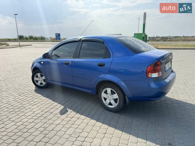 Синий Шевроле Авео, объемом двигателя 1.5 л и пробегом 130 тыс. км за 3299 $, фото 3 на Automoto.ua