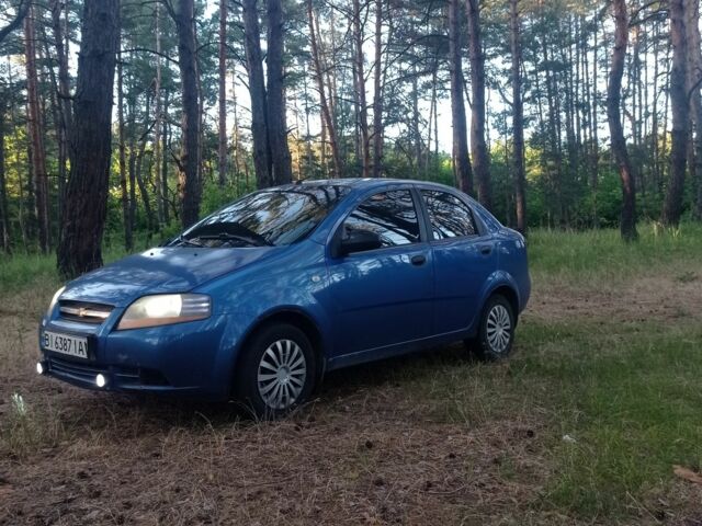 Синий Шевроле Авео, объемом двигателя 1.5 л и пробегом 300 тыс. км за 2500 $, фото 4 на Automoto.ua