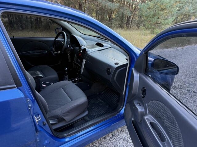 Синий Шевроле Авео, объемом двигателя 1.5 л и пробегом 185 тыс. км за 2900 $, фото 7 на Automoto.ua