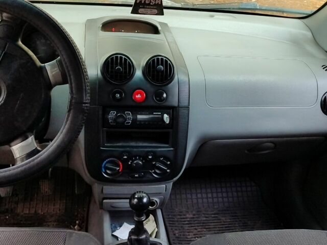 Синий Шевроле Авео, объемом двигателя 1.5 л и пробегом 280 тыс. км за 2550 $, фото 7 на Automoto.ua