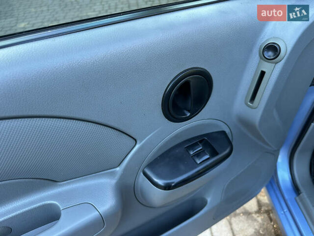 Синій Шевроле Авео, об'ємом двигуна 1.5 л та пробігом 231 тис. км за 2199 $, фото 21 на Automoto.ua