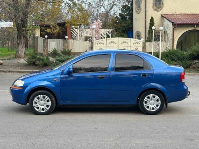 Синий Шевроле Авео, объемом двигателя 1.5 л и пробегом 250 тыс. км за 2600 $, фото 6 на Automoto.ua