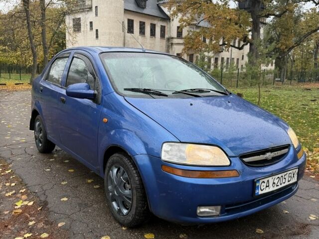 Синій Шевроле Авео, об'ємом двигуна 1.5 л та пробігом 150 тис. км за 1500 $, фото 2 на Automoto.ua