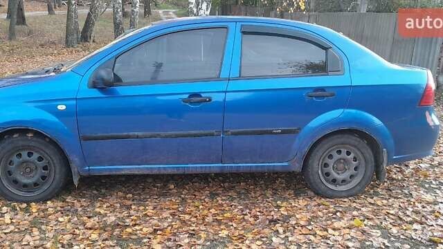Шевроле Авео 2006 в Коропе на Automoto.ua Синий Шевроле Авео, объемом двигателя 1.5 л и пробегом 220 тыс. км за 1900 $, фото 3 на Automoto.ua