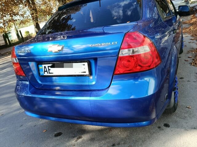 Синий Шевроле Авео, объемом двигателя 1.5 л и пробегом 275 тыс. км за 3800 $, фото 1 на Automoto.ua