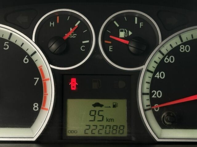 Синий Шевроле Авео, объемом двигателя 1.5 л и пробегом 222 тыс. км за 2800 $, фото 8 на Automoto.ua