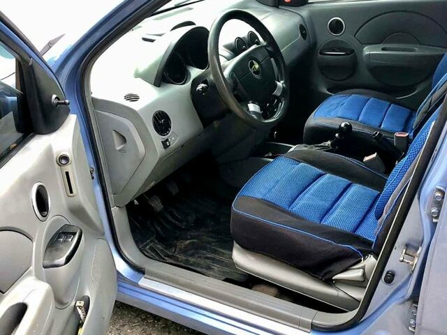 Синий Шевроле Авео, объемом двигателя 1.5 л и пробегом 208 тыс. км за 2800 $, фото 5 на Automoto.ua