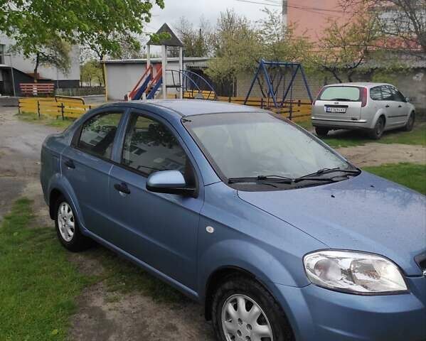 Синий Шевроле Авео, объемом двигателя 0 л и пробегом 227 тыс. км за 4500 $, фото 2 на Automoto.ua