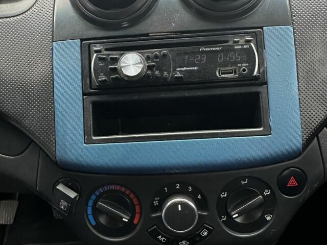 Синий Шевроле Авео, объемом двигателя 1.5 л и пробегом 222 тыс. км за 2800 $, фото 7 на Automoto.ua