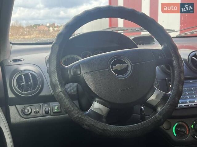 Синий Шевроле Авео, объемом двигателя 1.5 л и пробегом 320 тыс. км за 4500 $, фото 11 на Automoto.ua