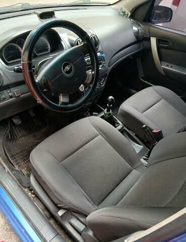 Синий Шевроле Авео, объемом двигателя 1.5 л и пробегом 250 тыс. км за 3550 $, фото 16 на Automoto.ua